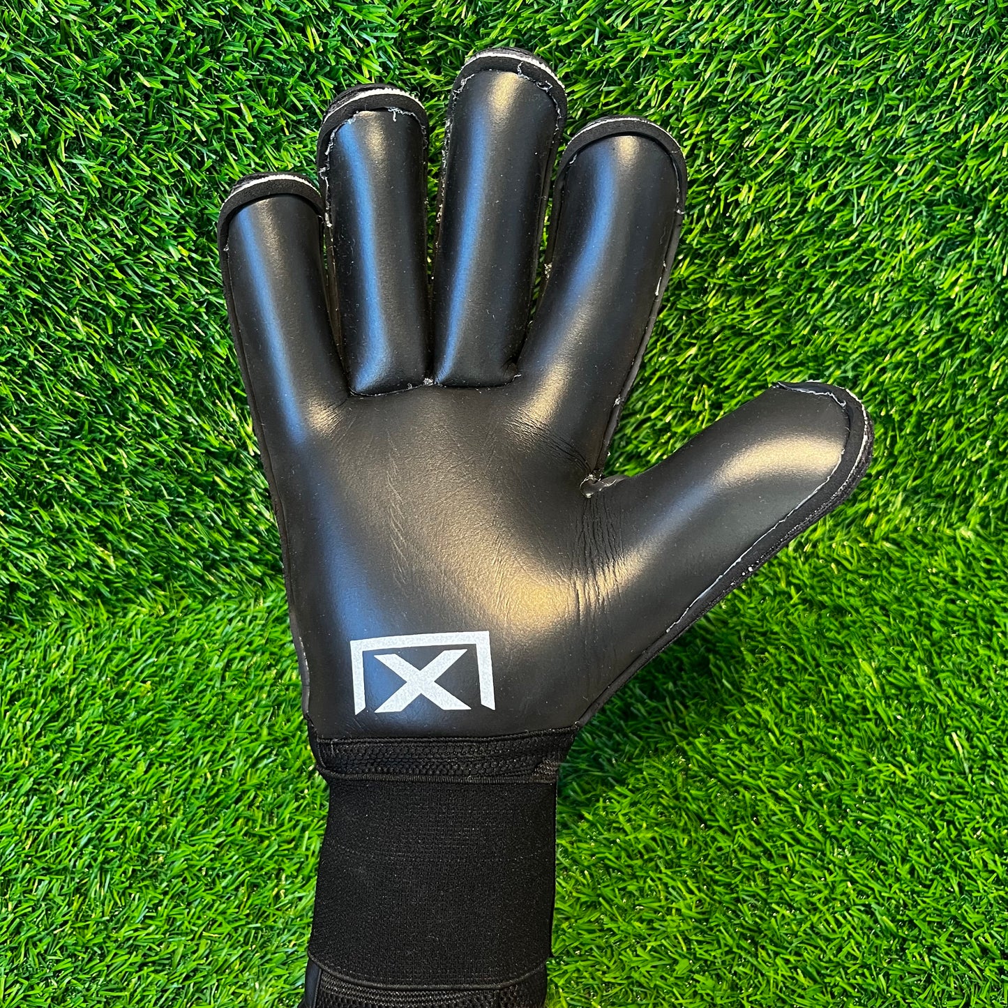 UGK Roll Finger Black