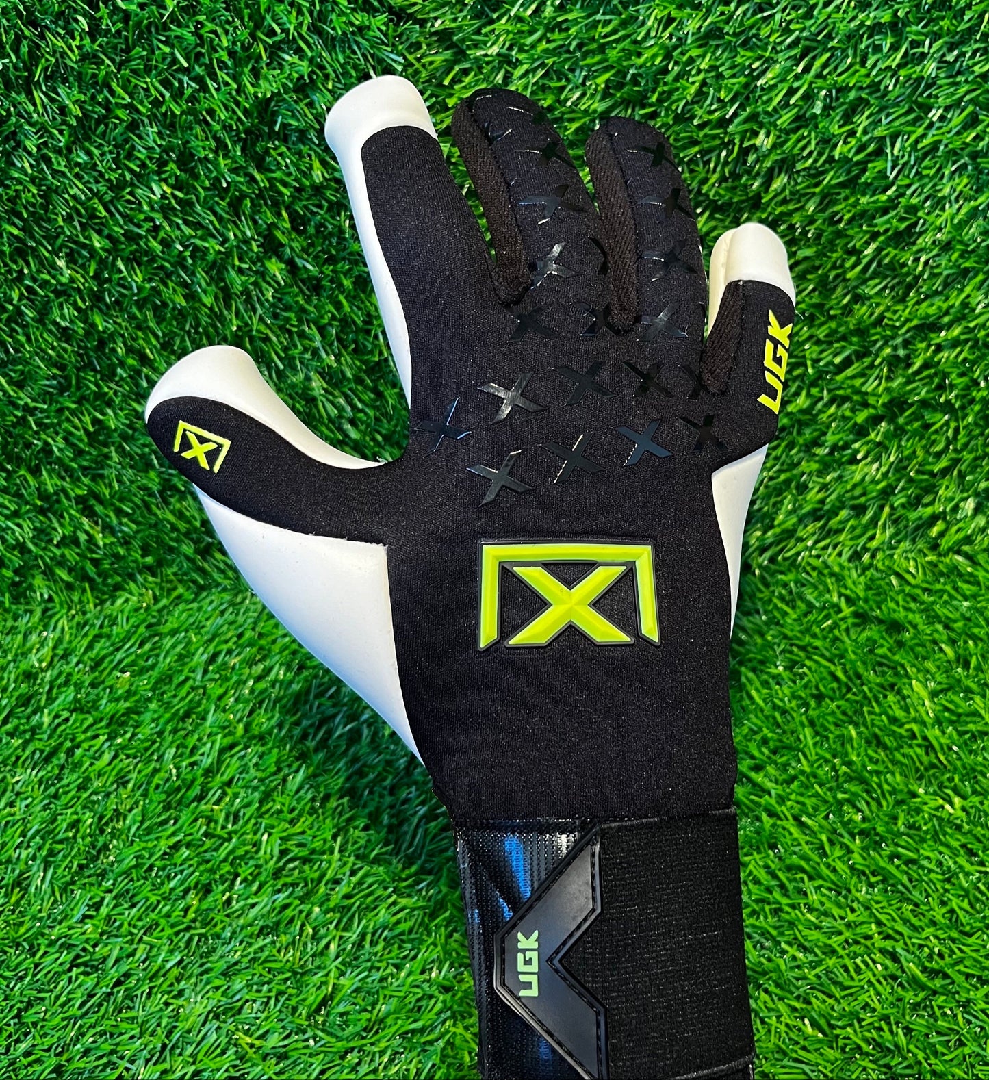 UGK Hybrid-Neg Black, White & Neon